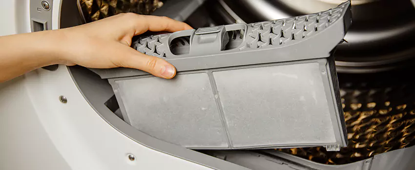 Signs Of A Clogged Dryer Lint Trap in Kent, Washington